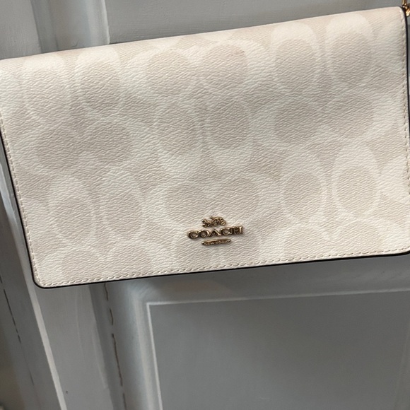 Coach Cream Clutch with Signature Pattern - Picture 1 of 5